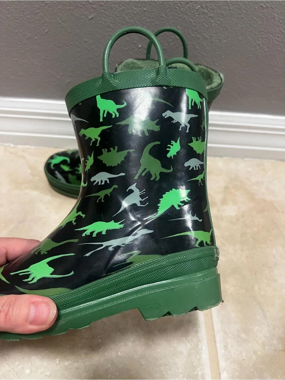 Kids' Lily and Dan Black Rain Boots with Green Dinosaur Print, size 11-12